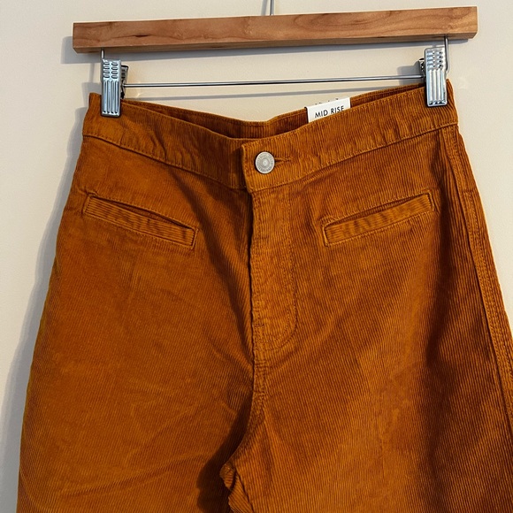 Lucky Brand Mid Rise Crop Wide Leg Corduroy Jean - Picture 7 of 9